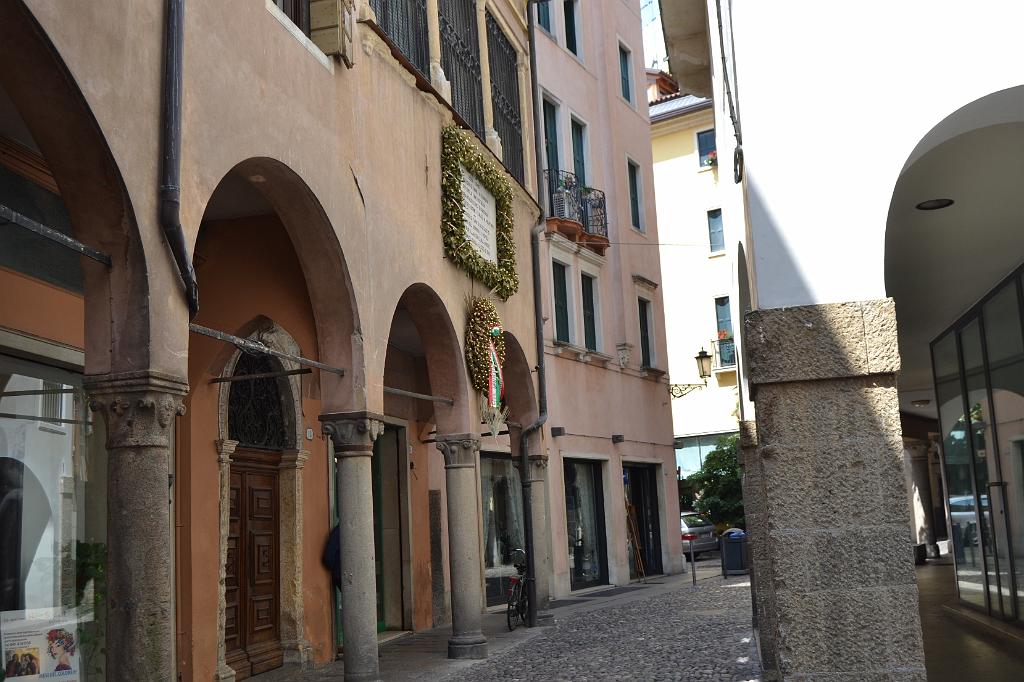 DSC_0080_Herbouwde synagoge. Het Ghetto van Padua heeft evenals  he Venetiaanse Ghetto  een lange geschiedenis.JPG